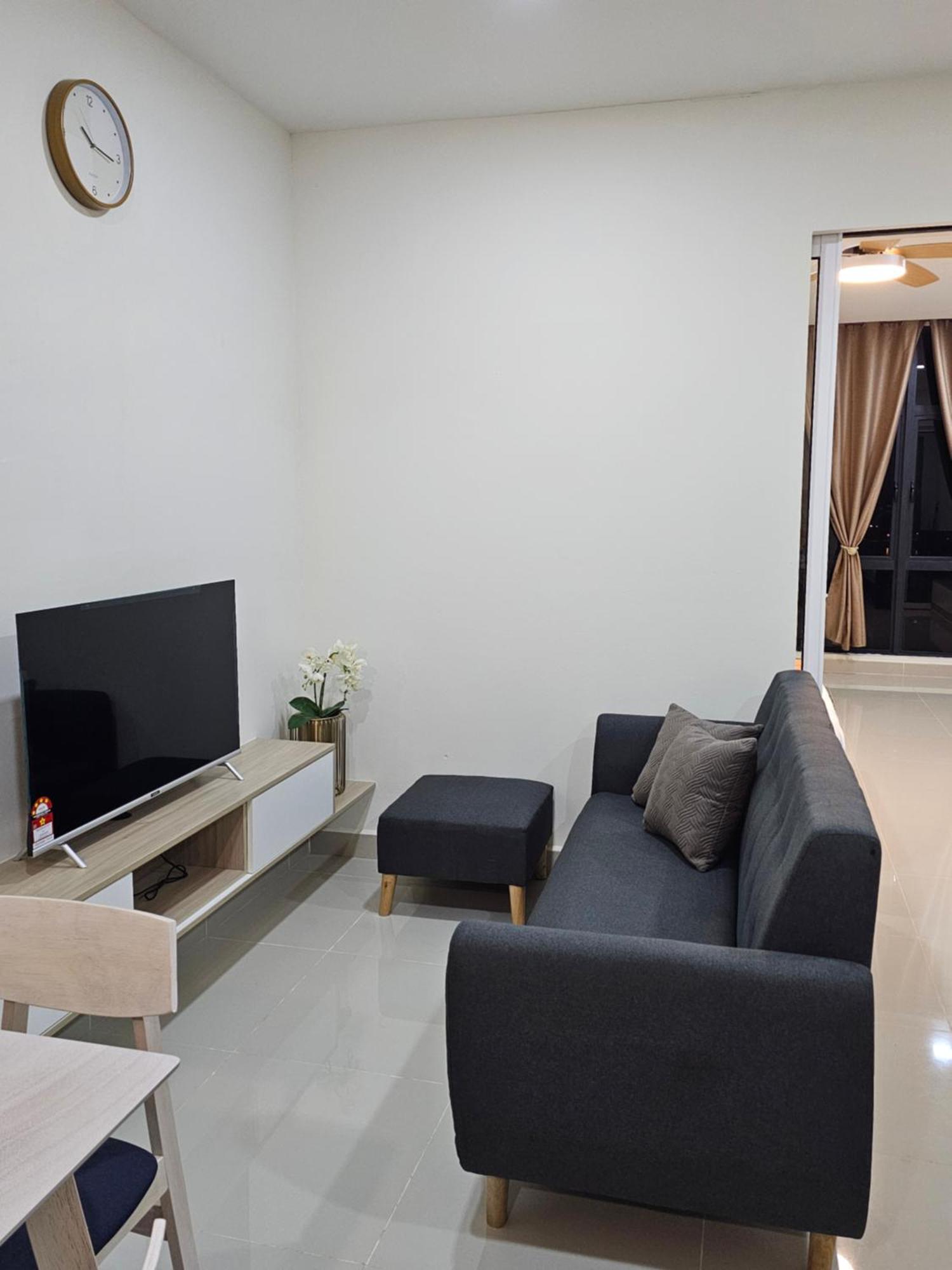 The Shore Seaview By Summersuites * Kota Kinabalu