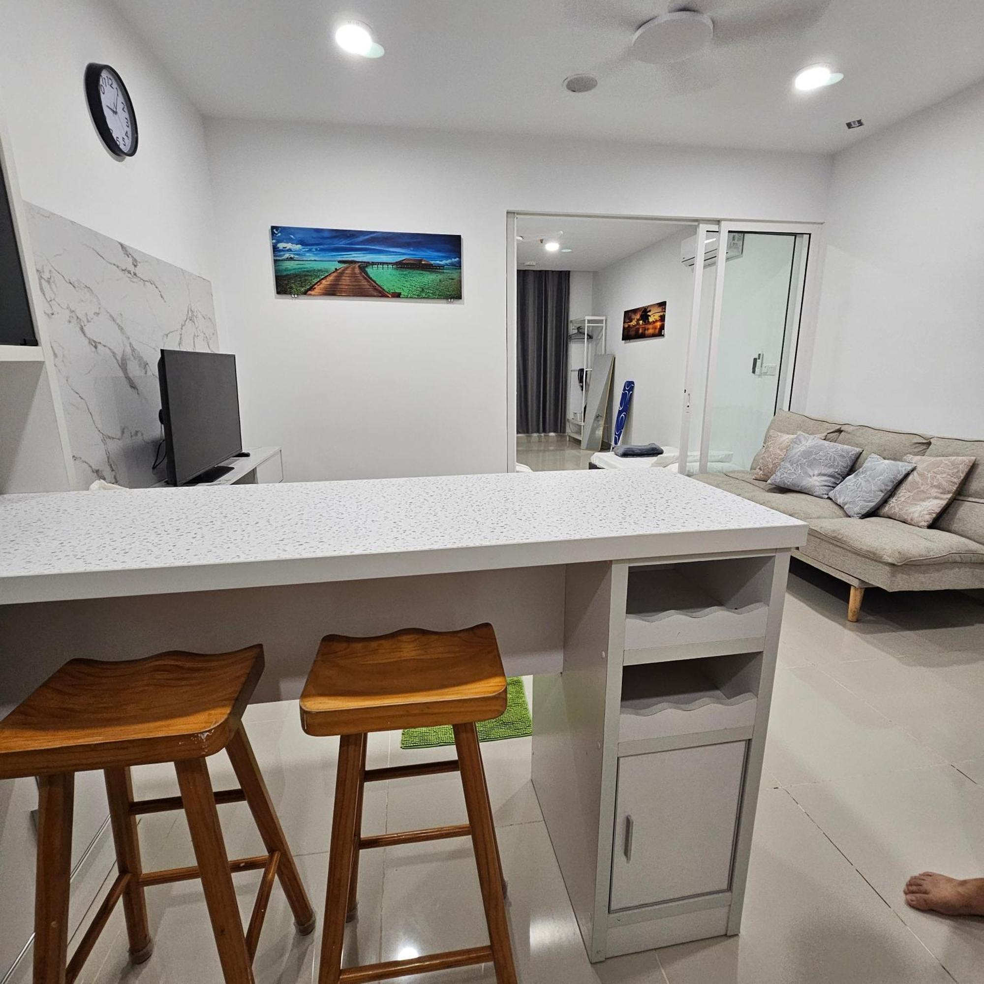 The Shore Seaview By Summersuites Apartment Kota Kinabalu