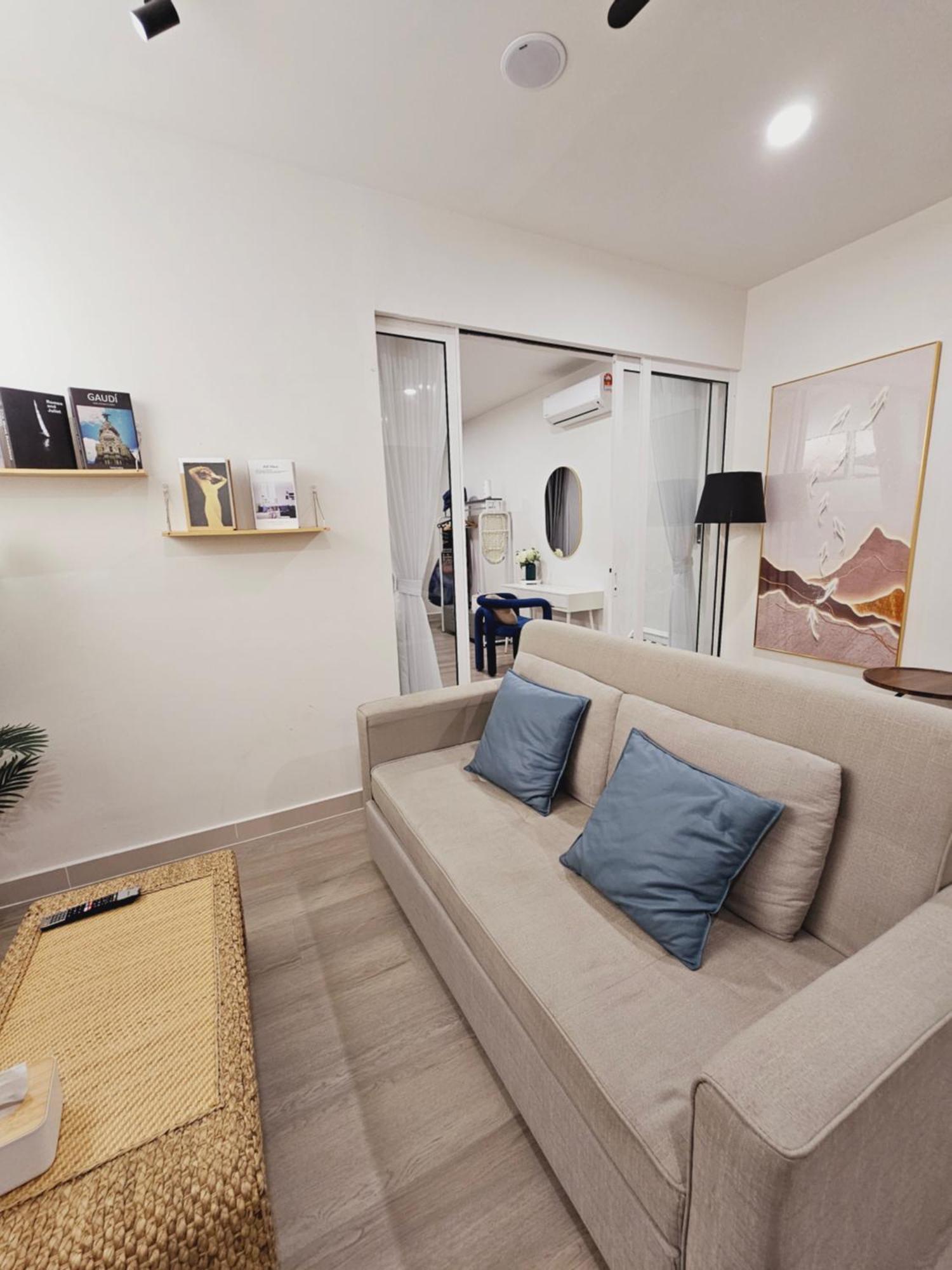 Apartment The Shore Seaview By Summersuites Kota Kinabalu